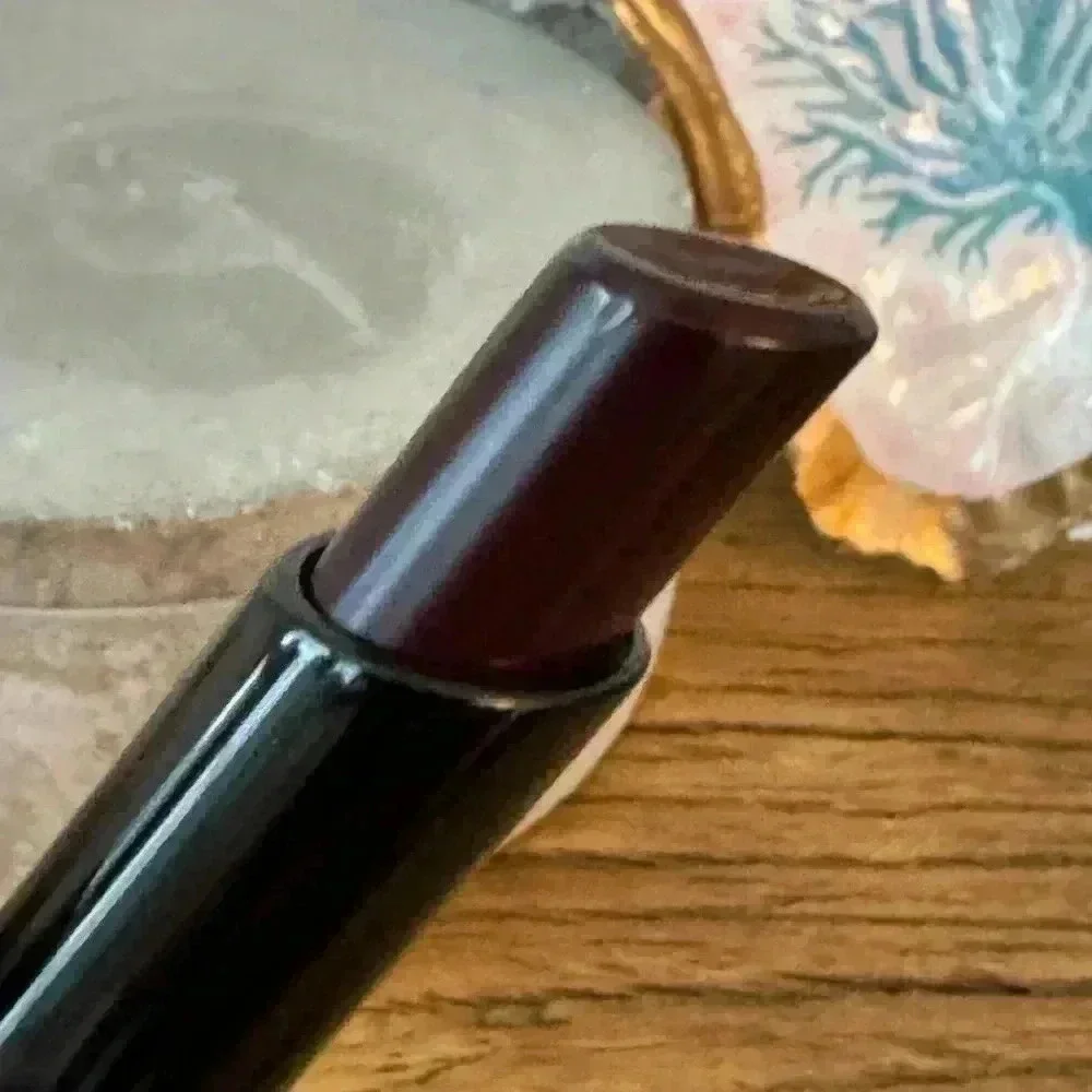 Guerlain La Petite Robe Noire Shiny Lip Color ~ Plum Passion (074) ~ NEW in box!